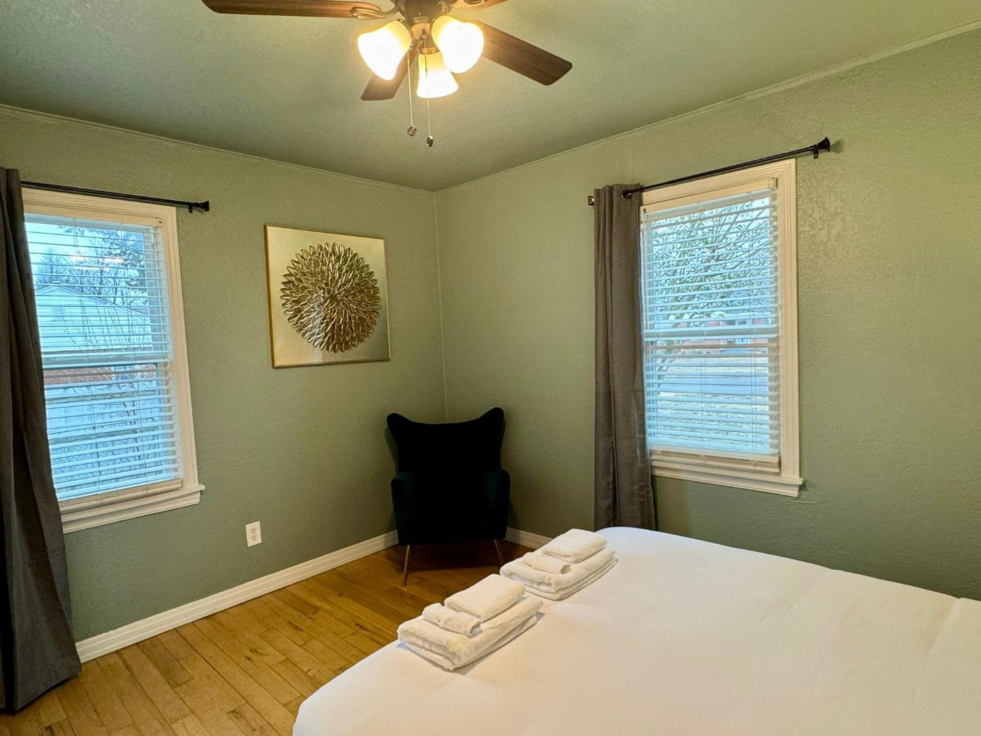 Villa Fully-Furnished Townhouse Near Plaza District #L1 Midwest City Exterior foto
