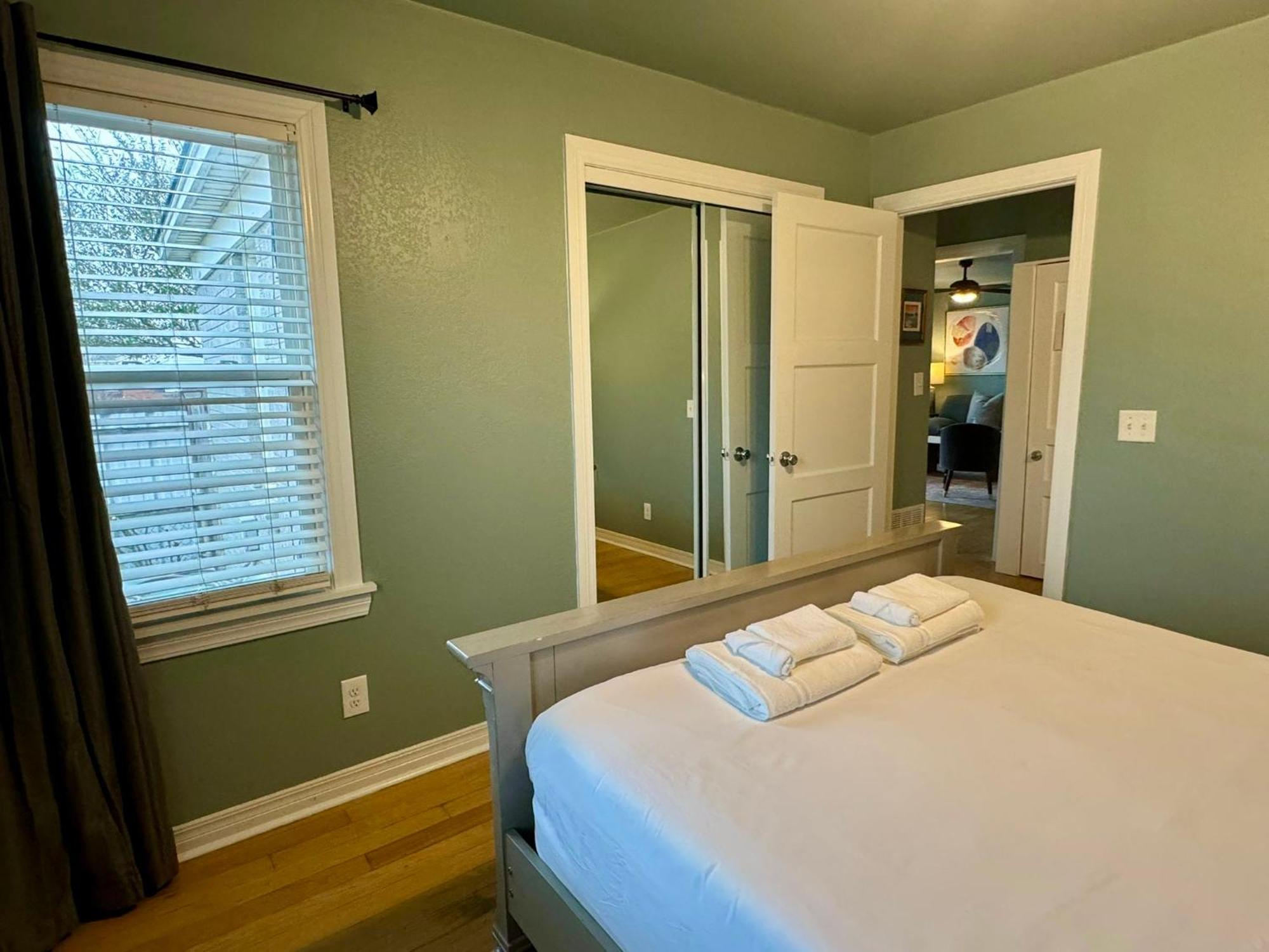 Villa Fully-Furnished Townhouse Near Plaza District #L1 Midwest City Exterior foto